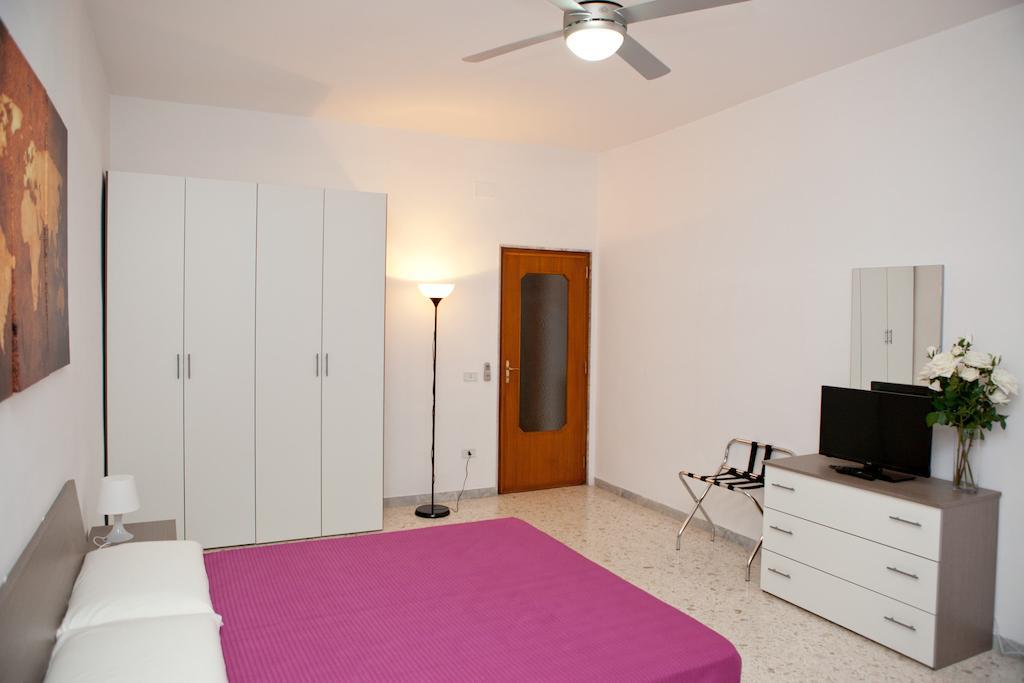 דירות מונופולי Maipiusenza House חדר תמונה